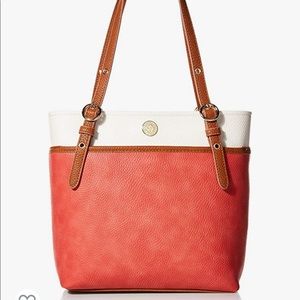 Anne Klein Hand bag tote - Perfect color for the Holidays - New with Tags